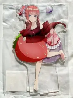 五等分の花嫁　中野二乃　アクリルスタンド　いちごルームウェア