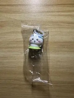 【匿名発送】　ちいかわ　映画　入場特典　チャームミニフィギュア　ハチワレのサムネイル