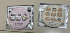 新品ちいかわベーカリー　メインビジュアル　缶バッジ　2点