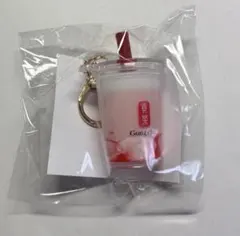 Gong cha ドリンク型キーホルダー　いちご杏仁ミルクティー