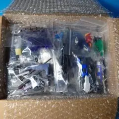 ガンプラ　ジャンク　60サイズ　まとめ売り　手足　武器