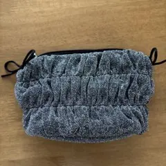 アフタヌーンティーギャザー入りフラグメントケース 黒と銀のラメ