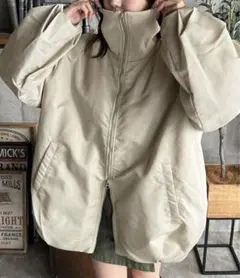 オーバーサイズ ベージュ ジャケット