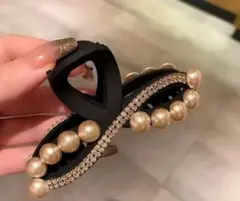 ヘアクリップ　バンスクリップ　パール　ゴールド　ブラック