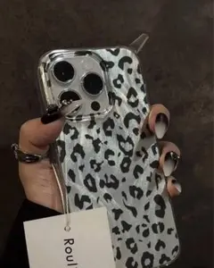 iPhone16ケース ヒョウ柄 フェザーメッシュ