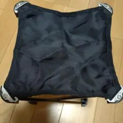 折りたたみ式ブラックチェア