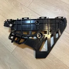 ZRR70G ボクシー ヴォクシー Fバンパーリーンホースメント 52021 ヴォクシー DBA-ZRR70W 右Fドア フロント 右 ドア 1F7 M308 67001