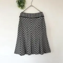 パールマシェール［L］大人クール◎日本製◎ハウンドトゥース柄ひざ下フレアスカートのサムネイル