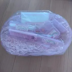 サンリオ　キティちゃん昭和レトロアメニティセット