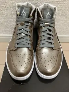 AIR JORDAN 1 RETRO HIGH CHAMPAGNE