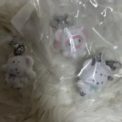 めじるしアクセサリー ふわふわスノー キティ シナモン　ポチャッコ　マイメロディ