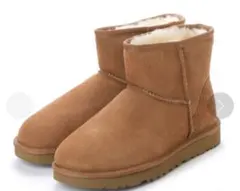 UGG S/N1016222