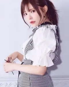 益若つばさ着用ブラウス EATME パフスリーブブラウス 吉田朱里