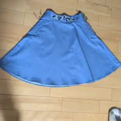 美品　Anatelier ライトブルー 刺繍スカート