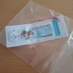 ばんそうこう　キーホルダー　サンリオ