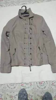 プラネットの細いコーデロイ