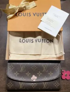 LOUIS VUITTON モノグラム長財布　ポルトフォイユエミリー フラワー