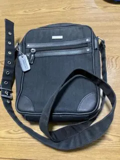 COMME CA ISM ブラック に近い濃紺　ショルダーバッグ