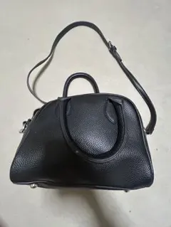 黒 レザー ハンドバッグ