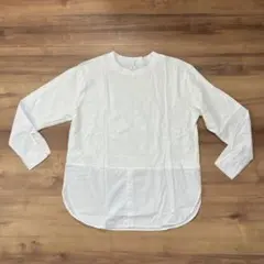 白長袖tシャツ