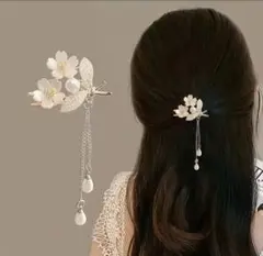 ゴールド 桜 パール 揺れデザイン ヘアクリップ フォーマル 結婚式