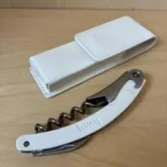 ホワイトコルクスクリューとケース