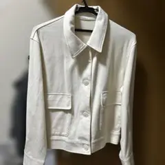 新品UNIQLOストレッチホワイト デニム風ジャケット