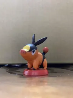 ポケモン　旅立ちの3匹　チョコエッグ　ポカブ