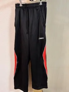 asics サイドライン付きパンツ 黒/赤