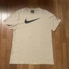 Nike ベージュ Tシャツ M
