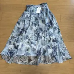 新品同様‼️花柄スカート