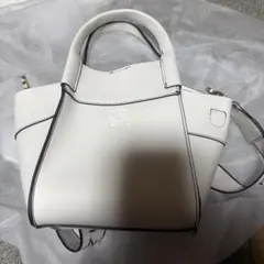 ホワイトショルダーバッグ 合成皮革