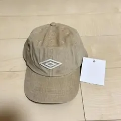 ベージュ キャップ