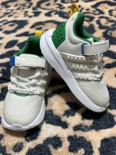 adidas LEGO スニーカー ホワイト/グリーン