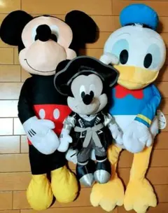 ミッキーマウス　ドナルド　ぬいぐるみ　ディズニー