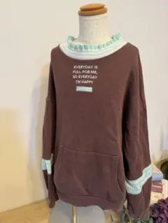 ジェニーラブ　ゆったりシルエットトレーナー