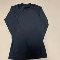 ブラック 長袖 アンダーシャツ 150サイズ