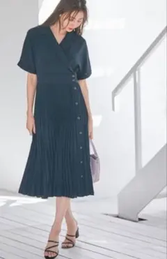 M ANY SIS 洗えるプリーツコンビワンピース カシュクール
