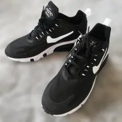 新品未使用品　NIKE ナイキ エアマックス　リアクト　270　26cm