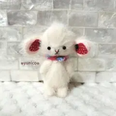 ミニミニネズミちゃんのぬいぐるみ ハンドメイド ブライス お友達 作家のサムネイル