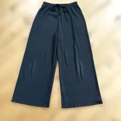 黒　プリーツパンツ　サイズフリー