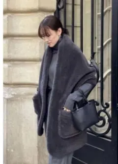 新品タグ付 HAUNT ハウント ボアストール ダークグレー 人気完売 ウール 2025年最新】Hau ボアストールの人気アイテム - メルカリ