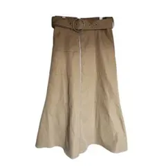 セシルマクビー　ベルト付きフレアスカート ベージュ　K-31