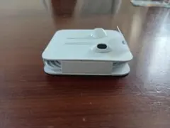 ホワイト 有線イヤフォン 収納ケース付き