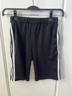 ハーフパンツ　140サイズ　黒