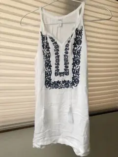 刺繍 花柄 キャミソールのサムネイル