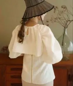 2026年最新】acka ブラウスの人気アイテム - メルカリ