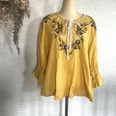 【美品】LANVIN en Bleu ランバンオンブルー 刺繍 ギャザーブラウス