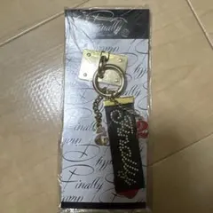 安室奈美恵 Finally 25th Anniversary キーホルダー - メルカリ