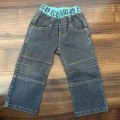 ダークブルーパンツ